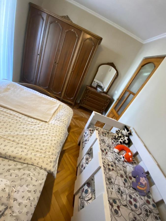 Apartamento Warm Flat Gonio Exterior foto